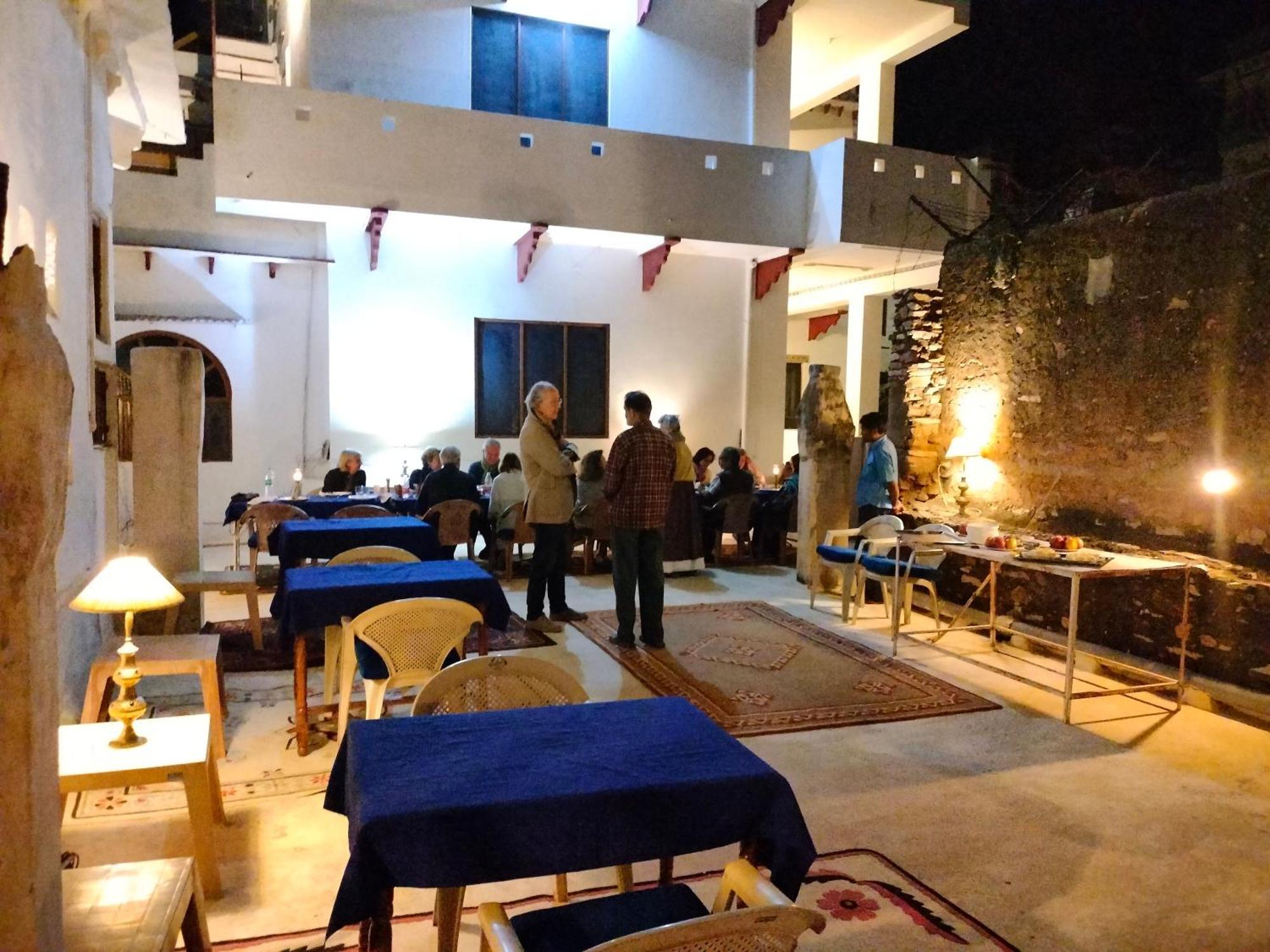 Haveli Braj Bhushanjee Heritage Hotel Būndi Dış mekan fotoğraf