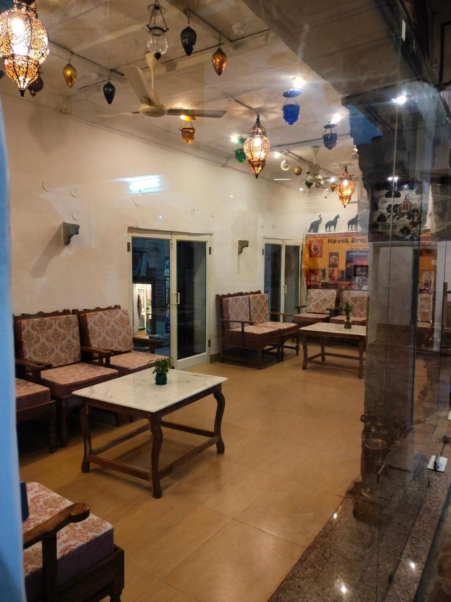 Haveli Braj Bhushanjee Heritage Hotel Būndi Dış mekan fotoğraf