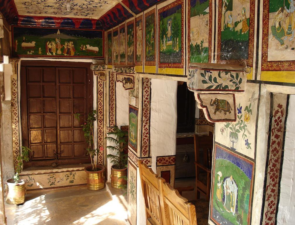 Haveli Braj Bhushanjee Heritage Hotel Būndi Oda fotoğraf